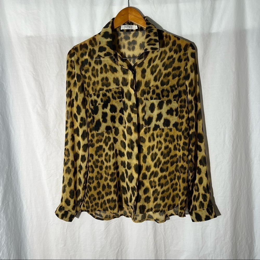 IVIVI Cheetah Print Button-Up size Large